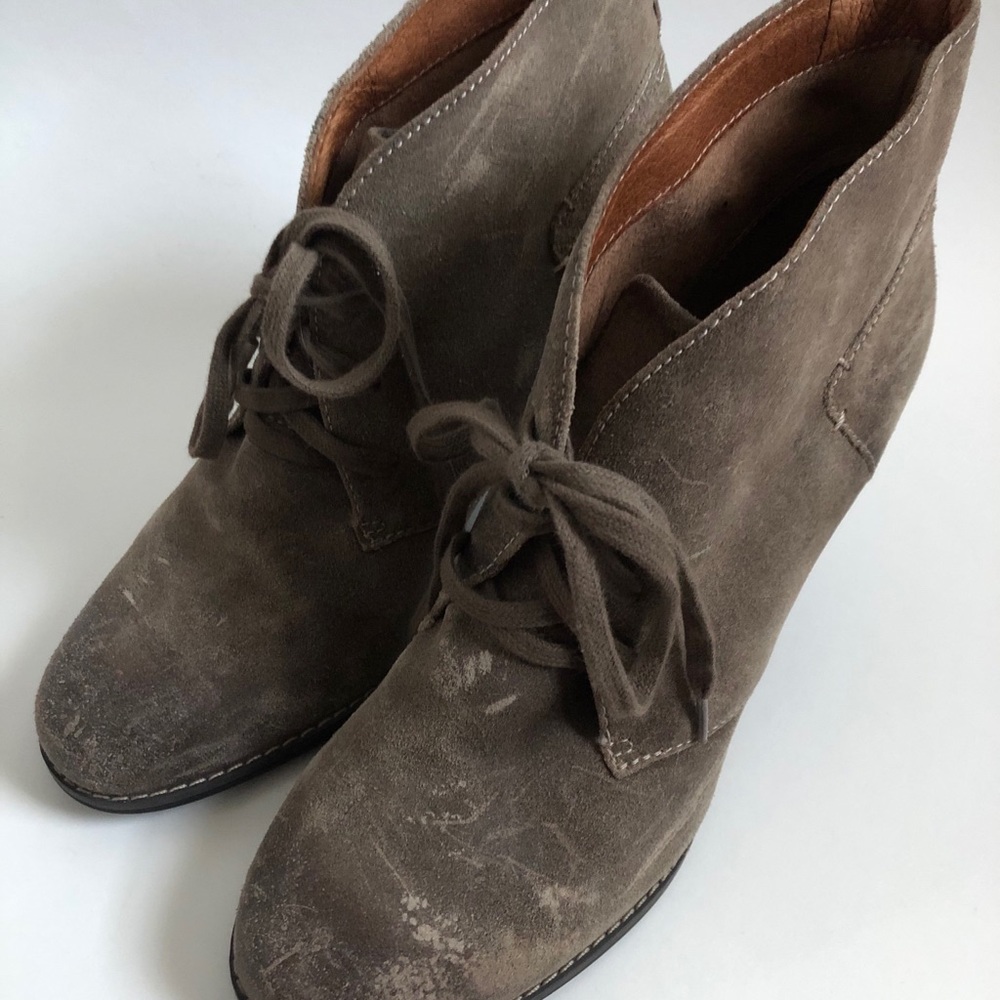 Clarks - Picture 7 of 10
